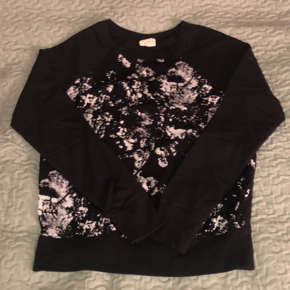 πΈConverse One Star Black and White Sweater - Picture 1 of 7